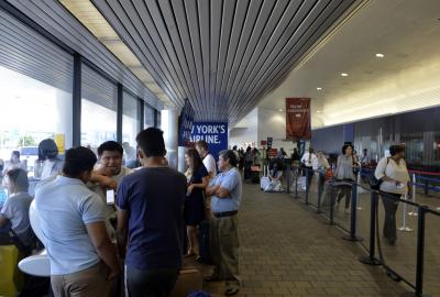 Over 700 flights cancelled in US as government shutdown drags on